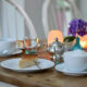 Kaffeetafel mit Käsekuchen ohne Boden