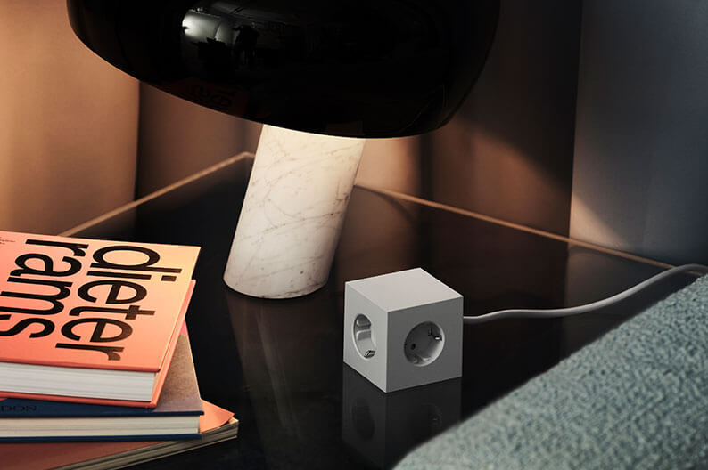 Steckdosen können auch schön sein. Wie diese Steckdosenwürfel von Avolt.