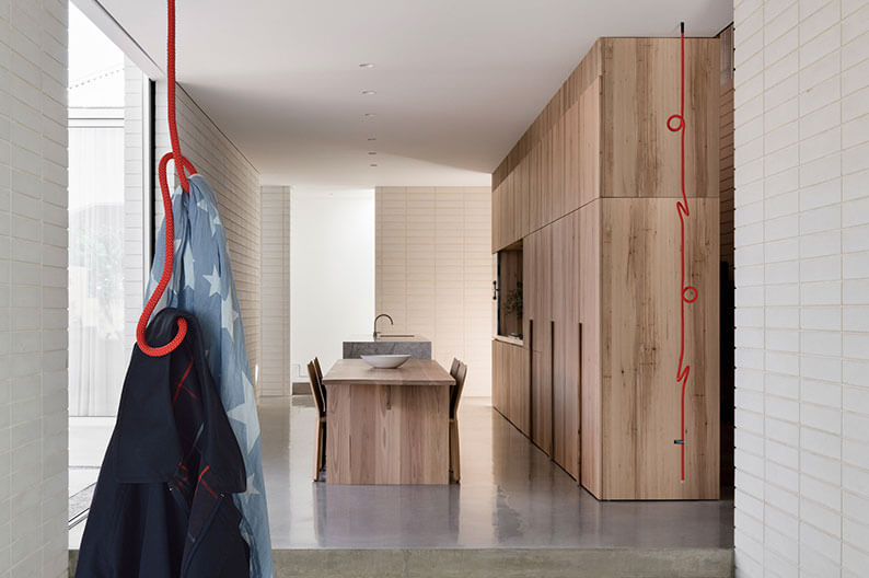 Die Seilgarderobe von Peppermint Products ist eine tolle Geschenkidee zum Einzug.