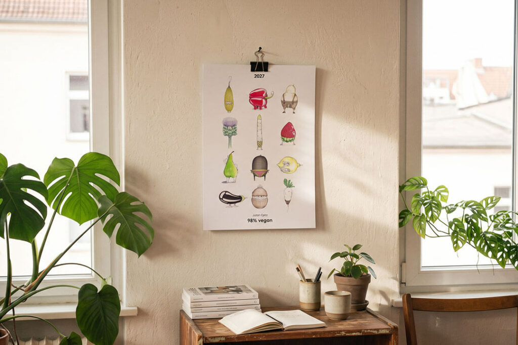 Illustrierter Wandkalender 98% vegan von Julian Opitz mit zwölf vermenschlichten Obst- und Gemüsefiguren