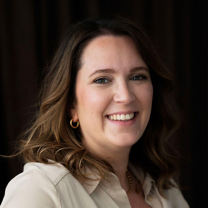 Ramona Ding, Pinterest-Expertin